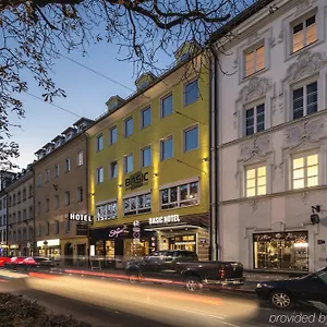 Szálloda Basic, Innsbruck